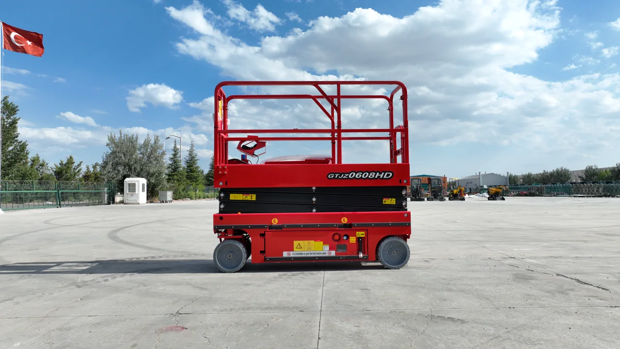 GTJZ0608 8 metre elektrikli makaslı platform önden görünüm, Konya manlift kiralama